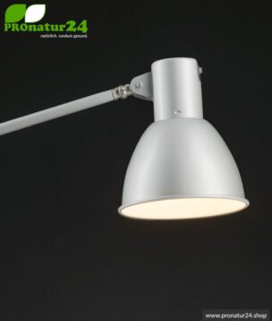 Shaded luminaire for desk and workplace. Ideal work lamp. 48 watt. E27. In white version. With clamping foot holder.